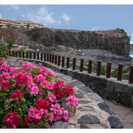 Ocean View Close To With Pool & Wifi דירה *