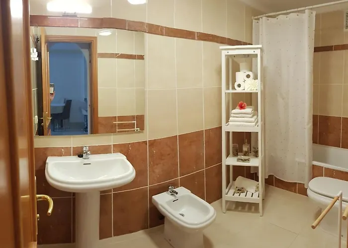 Ocean View Close To With Pool & Wifi شقة *