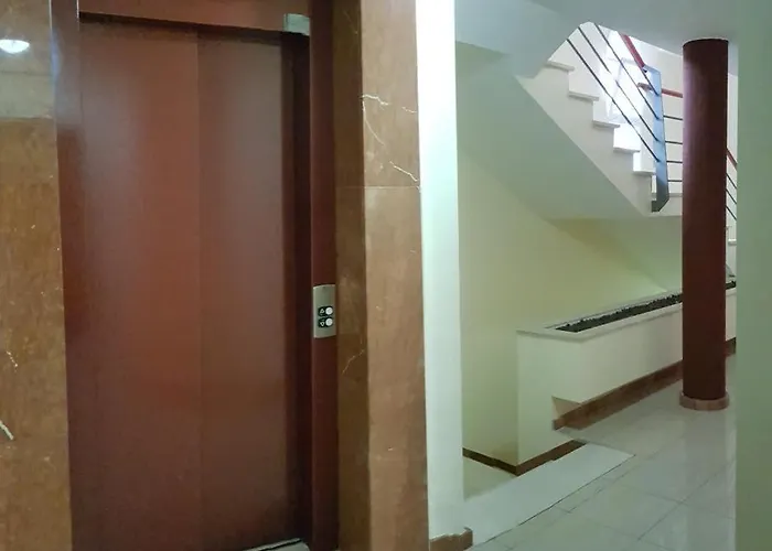 Ocean View Close To With Pool & Wifi Apartman